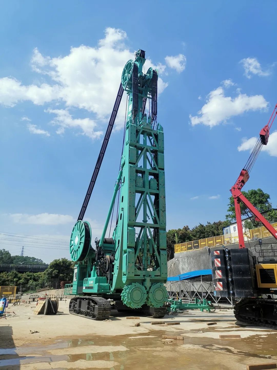 氣舉顯神威,金泰雙輪銑在大灣區再克百兆帕硬巖